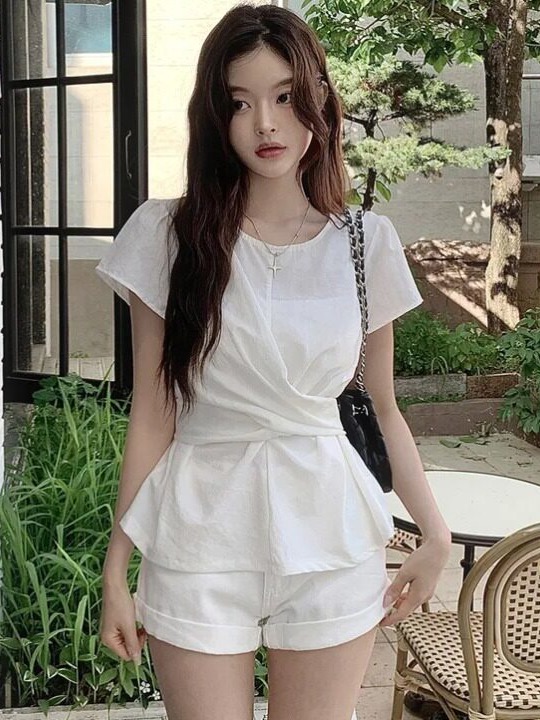 Corset Waist Cinch - เสื้อสเวตเตอร์สไตล์เกาหลีสำหรับผู้หญิง แฟชั่นเก๋ไก๋ คาดเข็มขัด กระชับเอว เรียบง่าย ทันสมัย
