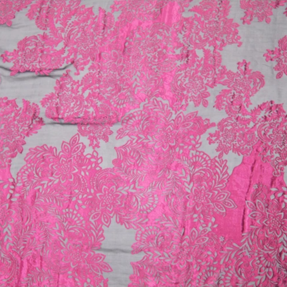 ผ้าไหมเบิร์นเอาท์ลายดอกไม้สีชม - Robe Silk Women บทวิจารณ์และราคา