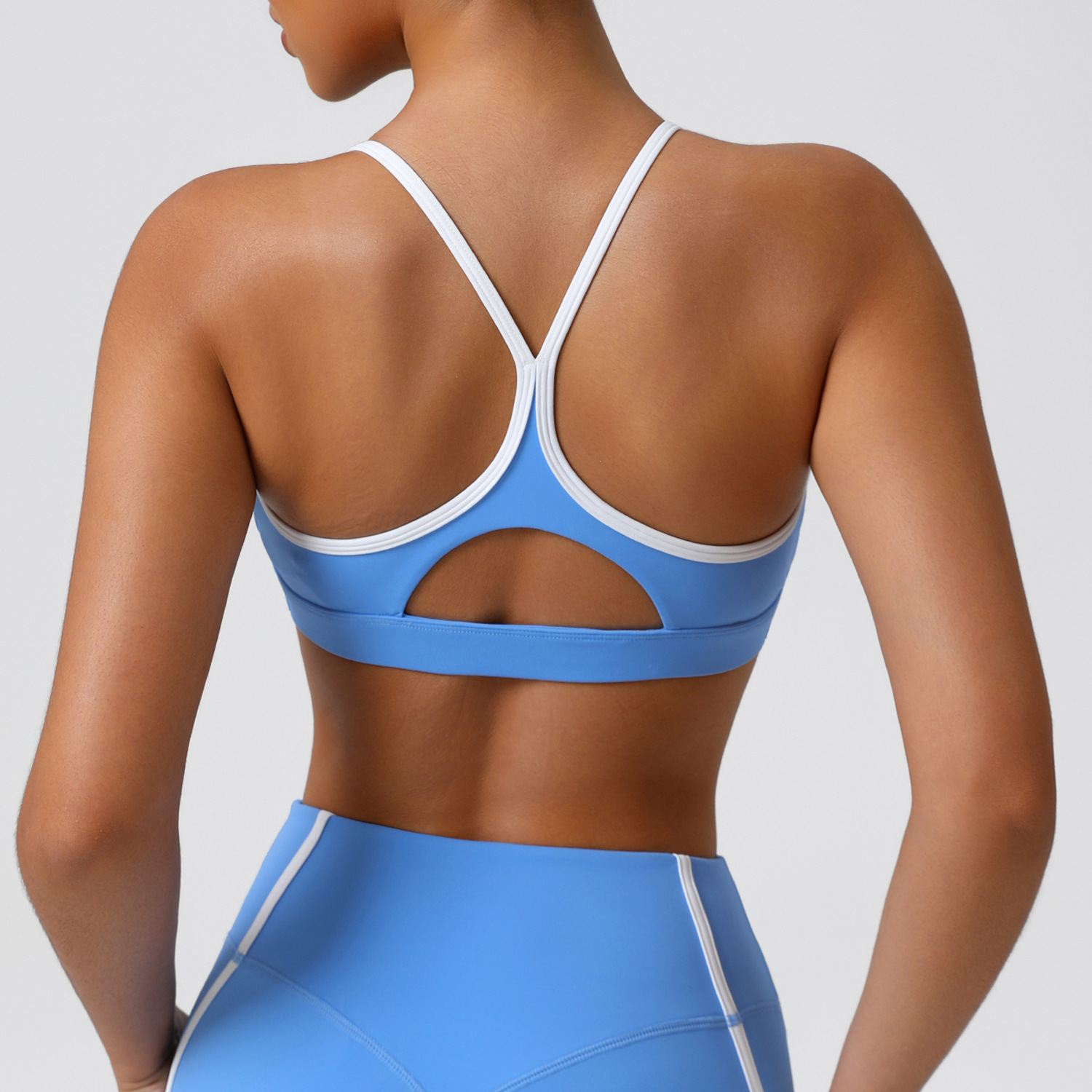 ชุดชั้นในกีฬาเนื้อนุ่มยืดหยุ่น - Sports Bra High Impact บทวิจารณ์และราคา