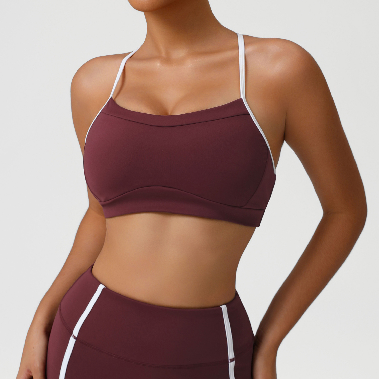 ชุดชั้นในกีฬาเนื้อนุ่มยืดหยุ่น - Sports Bra High Impact บทวิจารณ์และราคา
