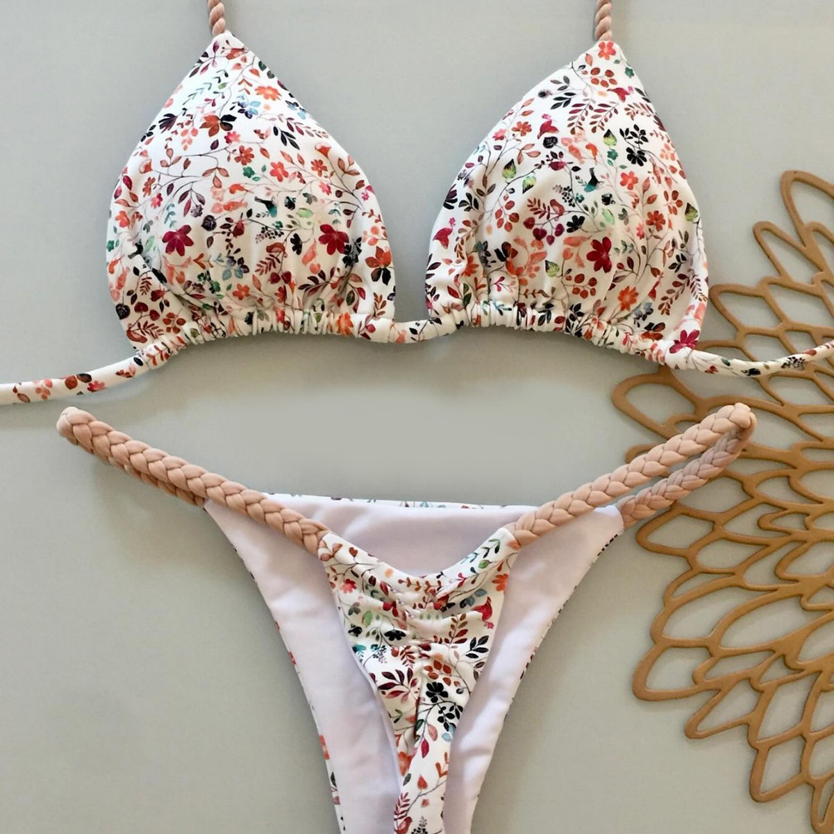 ชุดว่ายน้ำบิกินี่เซ็กซี่สำหรับ - Thong Bikini Women บทวิจารณ์และราคา