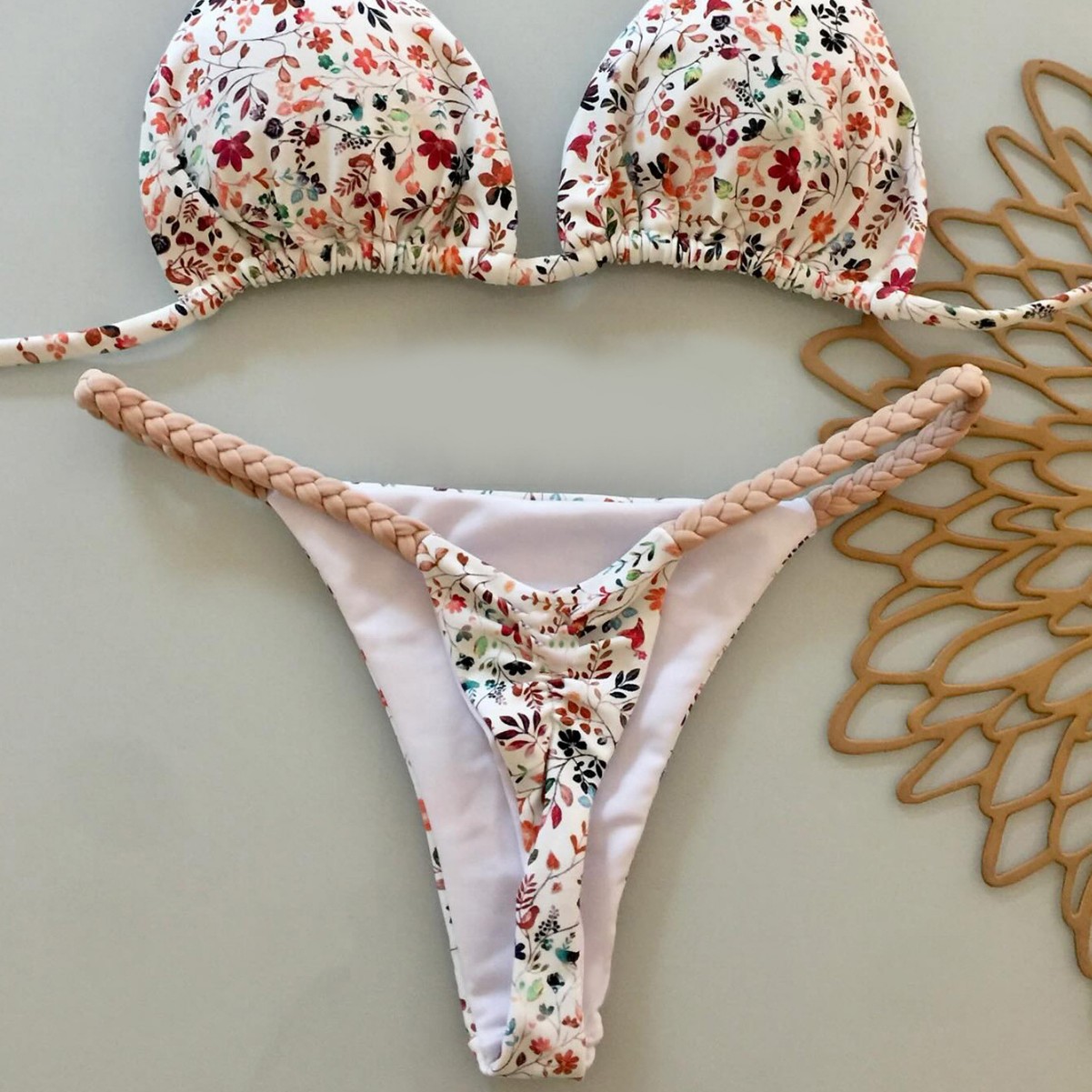 ชุดว่ายน้ำบิกินี่เซ็กซี่สำหรับ - Thong Bikini Women บทวิจารณ์และราคา