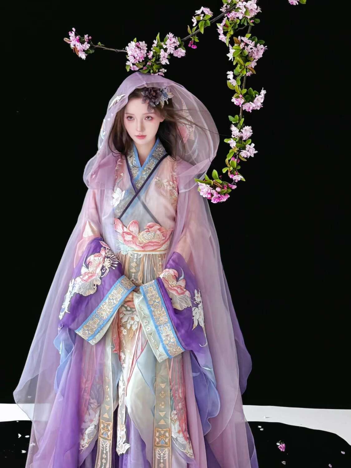 ใหม่เฟียสต้าคาร์นิวัลฮาโลวีนคอ - Robe Silk Women บทวิจารณ์และราคา