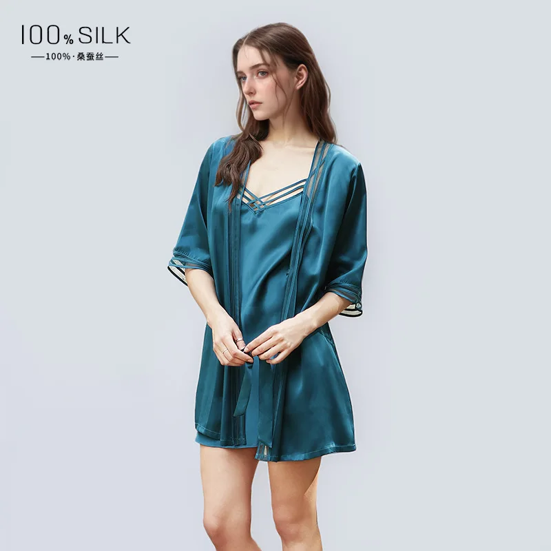 ชุดคลุมอาบน้ำผ้าไหมมัลเบอร์รี่ - Robe Silk Women บทวิจารณ์และราคา
